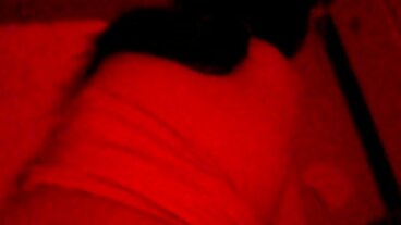 ෆැමිලි ස්ට්‍රෝක්ස් වෙතින් සරාගී ඇලිසන් රේ සහ සෝයි ලයින් සමඟ ඇඳ ඇති ඉස්කුරුප්පු ඇණ තුළ