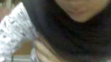 Deep Lush වෙතින් අලංකාර Jazmin Luv සමග දිගු කෙස් රොඩු