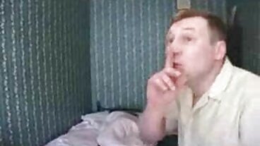 චෙක් AV වෙතින් අං ආධුනික සමග Orgy ඉස්කුරුප්පු ඇණ