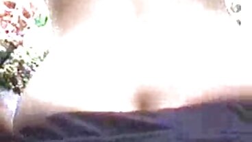 කණ්ඩායම් ස්කීට් වෙතින් උණුසුම් මැන්ඩි මියුස් සමඟ වක්‍ර ලිංගික සංසර්ගය