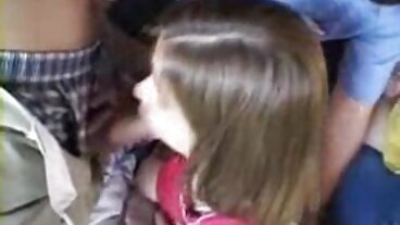 Bratty Sis වෙතින් අලංකාර Dania Vega සමඟ ඇඳ අසභ්‍ය දර්ශනවල