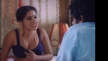 Brazzers වෙතින් සරාගී Eliza Ibarra සමග POV bang
