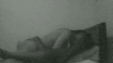 MYLF වෙතින් විස්මිත සෙරීන් සයිරන් සහ වන්නා බාර්ඩොට් සමඟ චිත්‍රපටය ඉවත් කිරීම