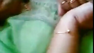 ඩොග්ෆාට් ජාලයෙන් සරාගී වික්ටෝරියා වොක්ස්ක්ස් සමඟ ස්වභාවික ටිට්ස් චිත්‍රපටය